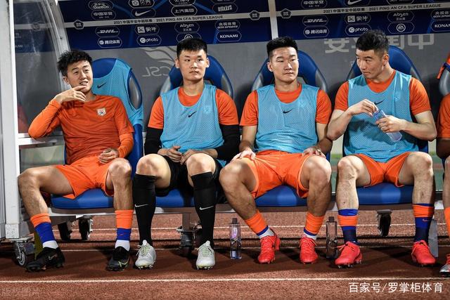 欧联杯-佩莱格里尼失点 罗马客场0-1费耶诺德